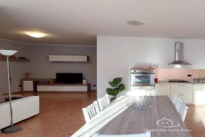 L'Aquila City Center Home 1 Apartments, L'Aquila