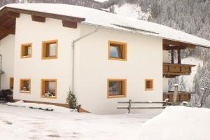 Kreidl Apartments, Tux