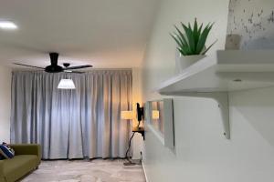 2 Bedroom Seaview, Port Dickson