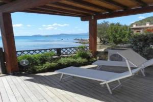 APARTMENT PIED DANS L'EAU, Golfo Aranci