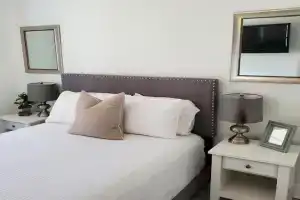 Stylish & Newly-Renovated Suites near Las Olas, Fort Lauderdale