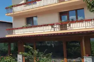 Apartamenti Gyuviyski, Panichishte