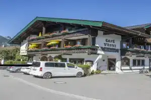 Gasthof-Appartements Vroni - Chiemgau Karte Apartments, Inzell