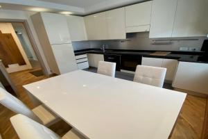 Isabel Apartments, Pinzolo