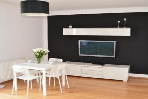 Apartament Black & White Wczasowa, Ustka
