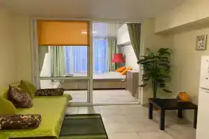 Suchasna bilya TRTs"Frantsuzkiy bulvar"15 likarnya! Apartments, Kharkiv