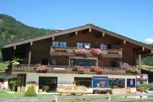 Haus am Maibaum Apartments, Reit im Winkl