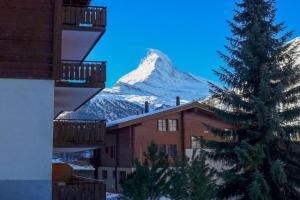 Apartment Shangri La by Interhome, Zermatt