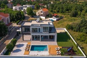 Contemporary Zadar Villa 4 Bedrooms Villa Barako Prestige, Nin
