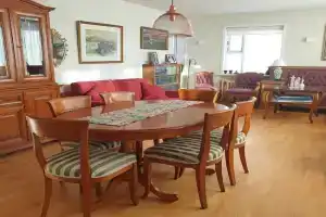 Íbúð með gott andrúmsloft Apartments, Akureyri