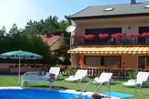 Crystal Apartement F, Balatonfoldvar