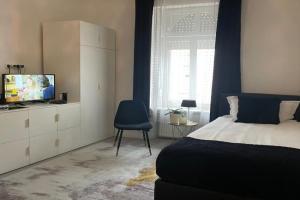EXECUTIVE SINGLE ROOM WITH EN-SUITE in GUEST HOUSE CITY CENTRE, Luxembourg