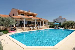 5* Seaview Villa Clara for 12+ guests, Kožino, Donje Petrcane