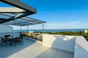 Sea Terrace Aquamarine Apartments, Golden Sands