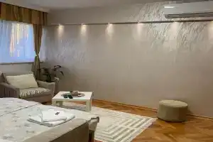 Stan na dan Siniša 2 Apartments, Valjevo