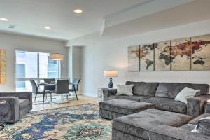 Trendy Townhome - Walk to Mile High Stadium Guest house, Denver