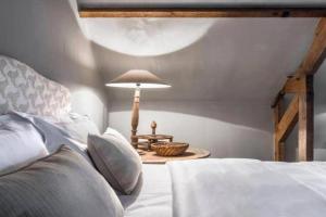 Loft Katelijne Luxurious Escape in the Heart of Historic Apartments, Bruges