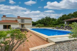 Villa Aqua, Labin