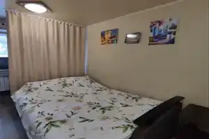 Uyutnaya 1ya smart- ,m.Dvorets sporta. Apartments, Kharkiv