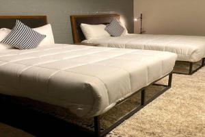 3E-Spacious 2 bedroom in Oakland, sleeps 8, Pittsburgh
