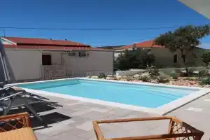 Apartment Viva-by the sea-garden & terraces by Interhome, Seget Vranjica