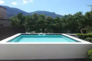 CALM HOUSE, Soller