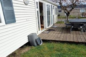 Stacaravan met tuin nr 2126 Guest house, Bredene