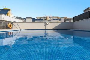 -MalagaSunApts- Modern CityCentre Pool&Parking Apartments, Malaga