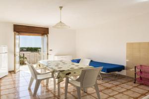 Appartamento fronte spiaggia e vista mare climatizzato Apartments, Torre Mozza