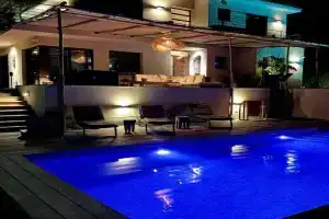 Casa Tanio 150m walking from the village and town of Tamariu, Llafranc