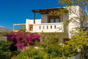 Akrotiri Apartments, Makriyialos