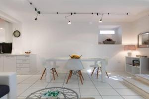 Joy4You Apt near Beach and Center Apartments, Split