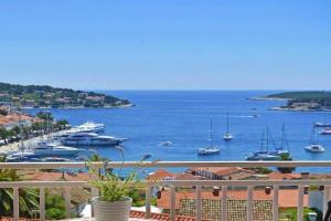 Anatota Guest house, Hvar