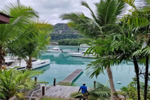 Hibiscus Suite by Simply-Seychelles Apartments, Eden Island