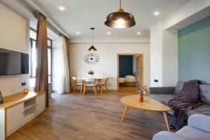 Derenik Demirtchyan street 1 bedroom Modern & Stylish apartment DE114, Yerevan