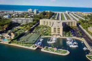 Harbor Towers Yacht and Racquet Club on Apartments, Siesta Key