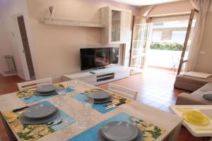 Beach House, 300 m dal mare,, Marina di Massa