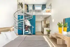 Sunshine Apartments, Leptokaria