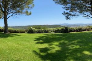 Nostrana Village Apartments, Koskinou