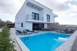 Villa SILA, Malinska