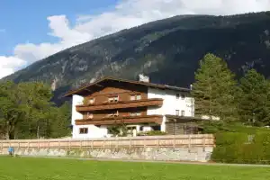Haus Penkenblick Apartments, Mayrhofen
