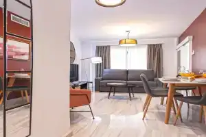 Málaga Rivas 34 Suites Homes, Malaga