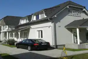 Apartman Szanyi, Buk