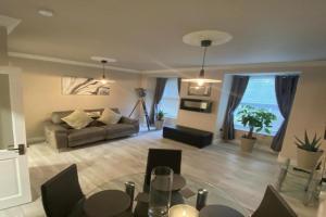 River View Apartment Suite, Cork