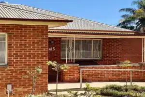 Young Olive Guest house, Albury
