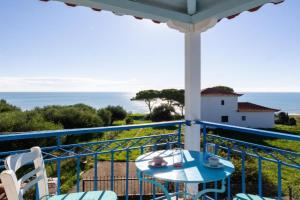 Koroni Seaview Retreats - Summer Escape Lodgings Apartments, Koroni