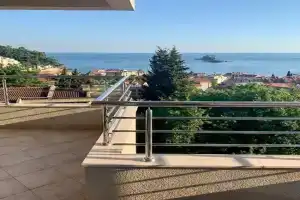 Blue Sky Apartment, Petrovac