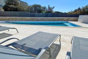 Pakostane - JUSTINA - appartement 80 m2 et piscine Apartments, Pakostane