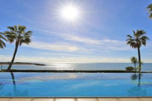 Estepona Port Apartment SOL, Estepona