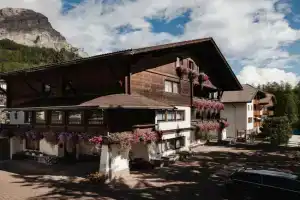 Residence Arche Noah - Apart-hotel, Colfosco